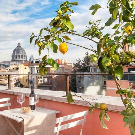 Postcard From St Peter'S Dome Apartment Exterior foto