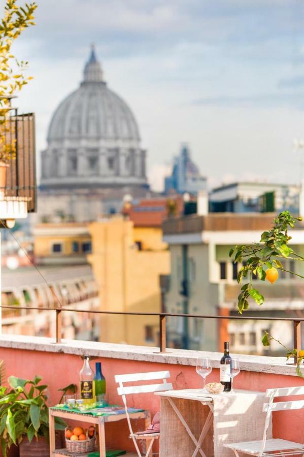 Postcard From St Peter'S Dome Apartment Exterior foto